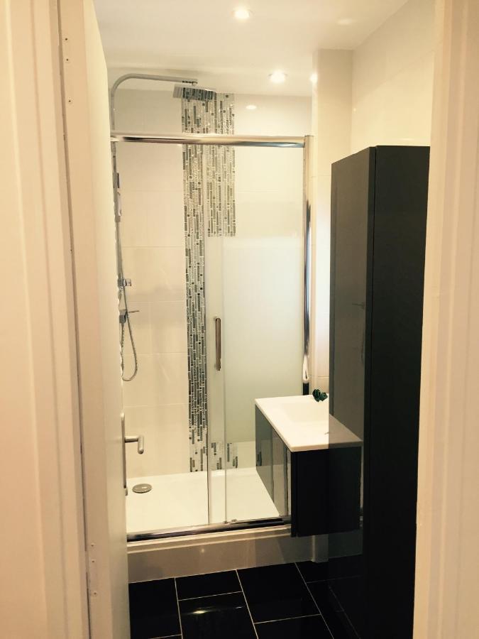 Apartment A Deux Pas Des Champs Elysees